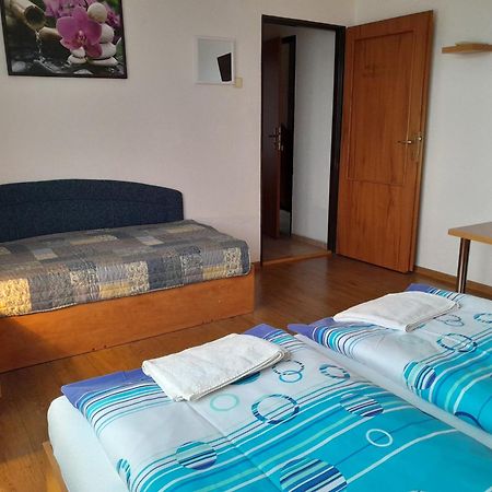 Privat Severka Pavcina Lehota  Luaran gambar
