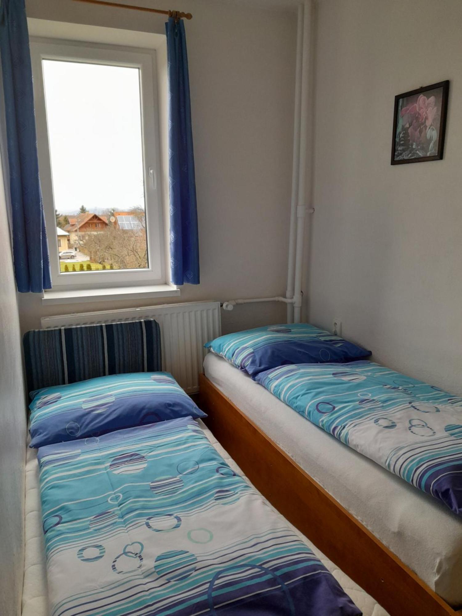 Privat Severka Pavcina Lehota  Luaran gambar