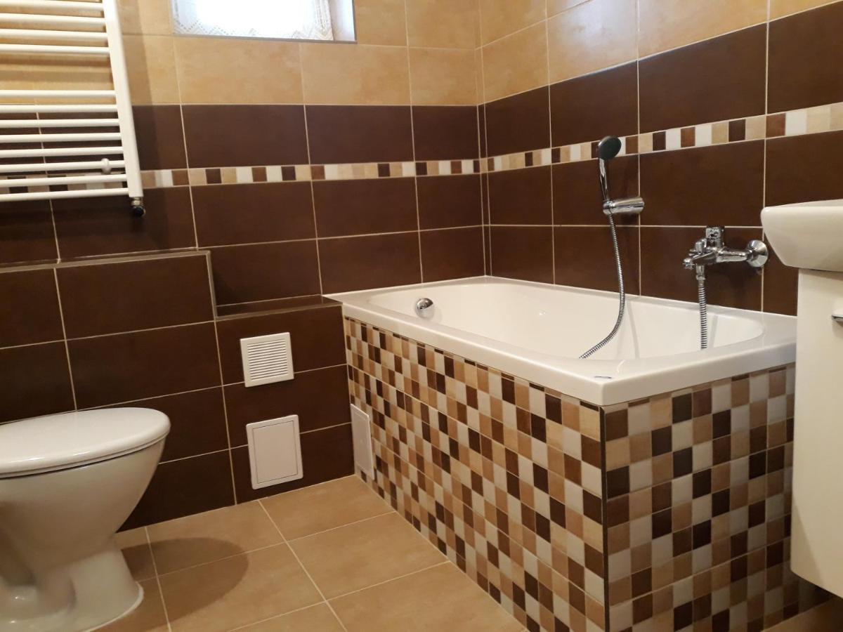 Privat Severka Pavcina Lehota  Luaran gambar